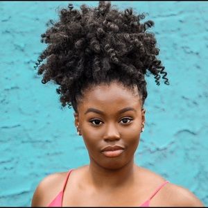 Meet your Posher, Crystal